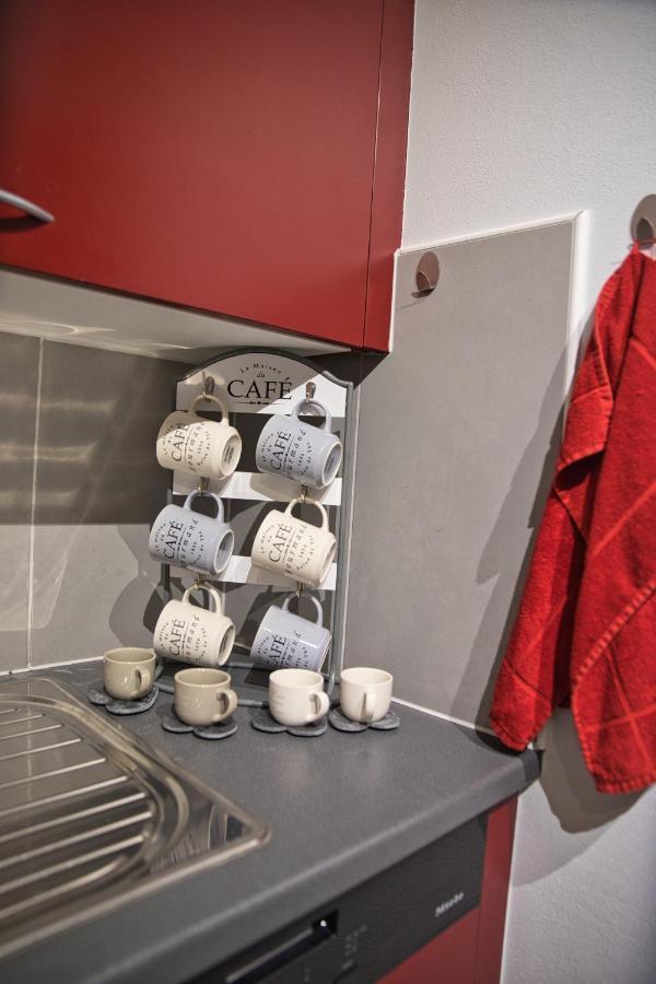 Chill Home : Appartement Cocooning Avec Jacuzzi Grandson Luaran gambar
